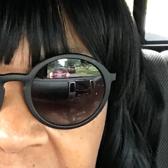 Meet your Posher, C - Picture 1 of 1